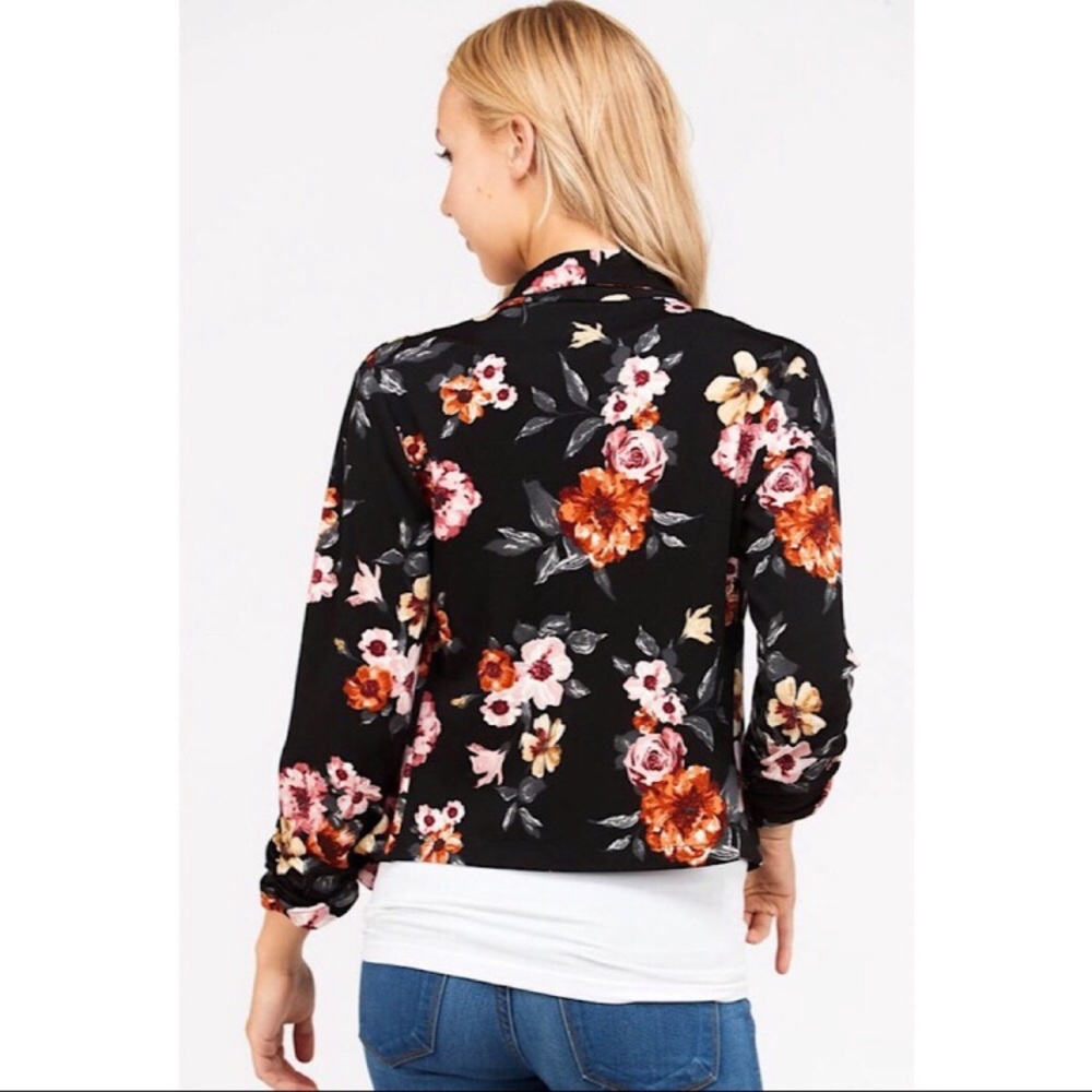 ❗️LAST: Small Black Floral Print Blazer - Picture 4 of 5